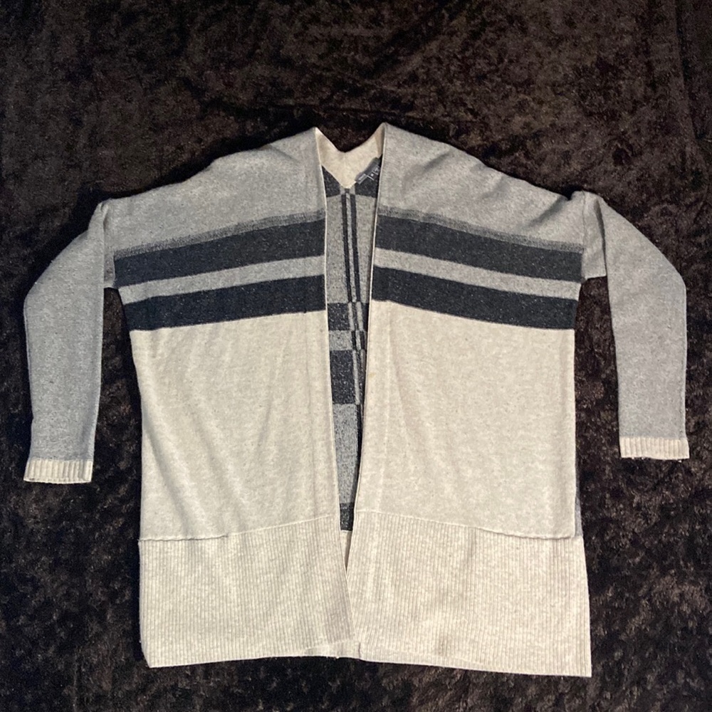Vince Women’s Cardigan SZ M - Picture 3 of 8